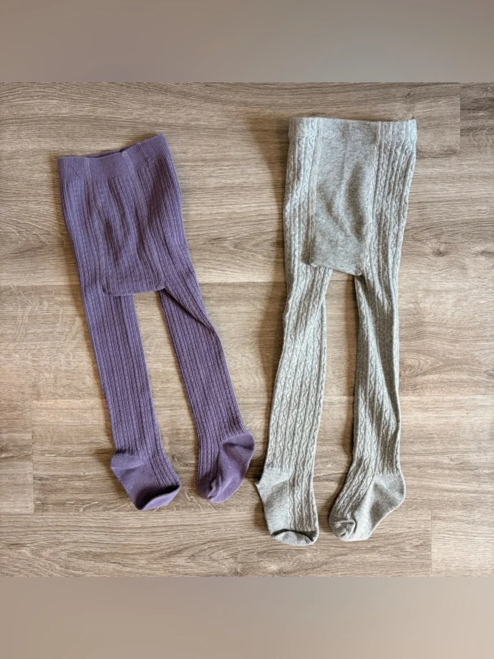 Baby girls footed knit leggings